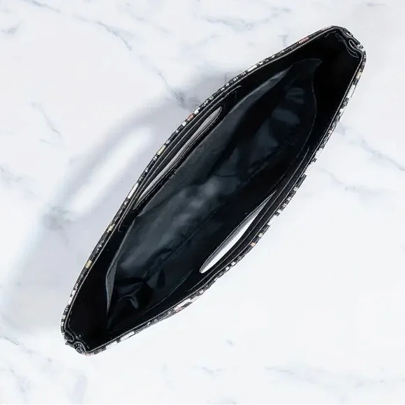 Geometric Pattern Clutch with Handle - Picture 3 of 3